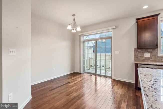 Building Photo - 22569 Norwalk Square