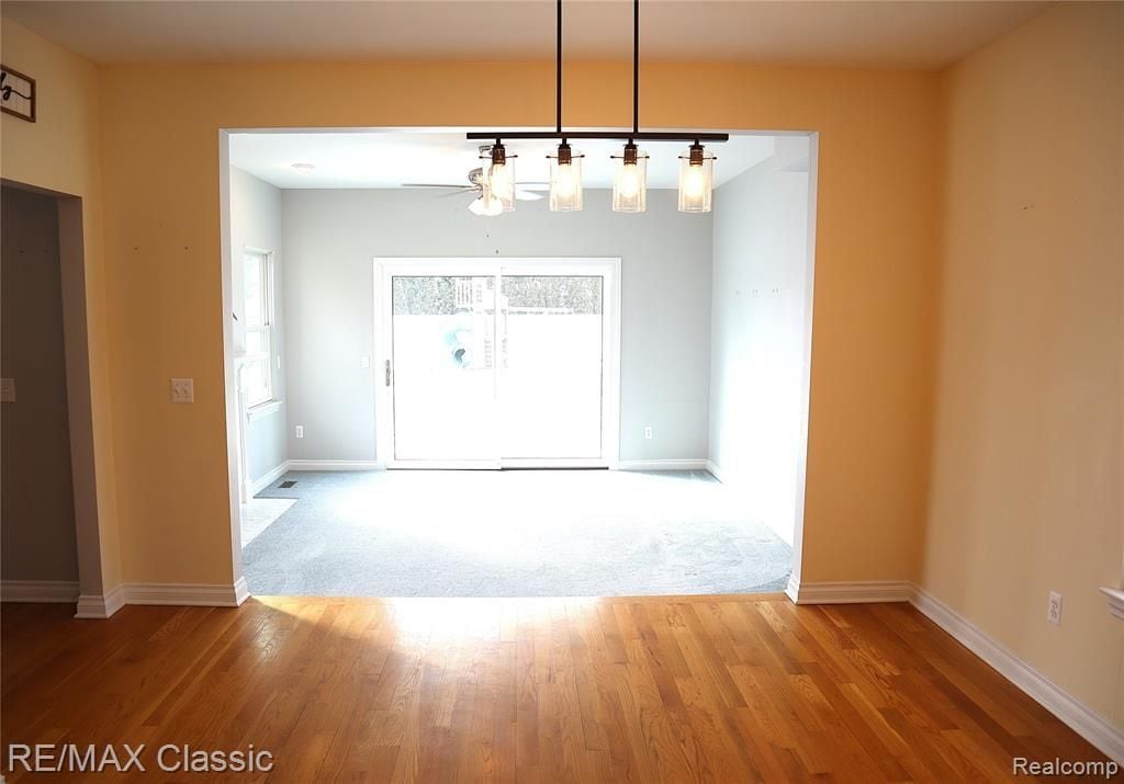 Building Photo - 50595 Coolidge St