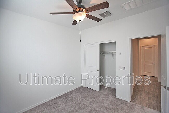 Building Photo - 12624 W Nogales Dr