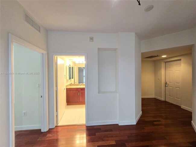 Building Photo - 7275 SW 89th St