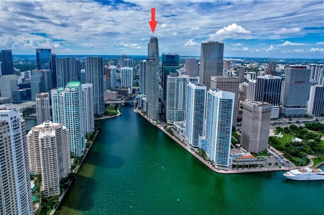 Building Photo - 300 Biscayne Blvd Way