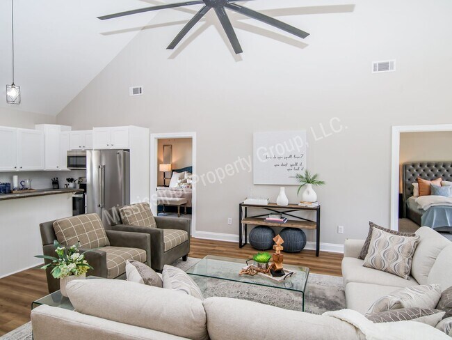 Building Photo - 441 Olive Branch Way