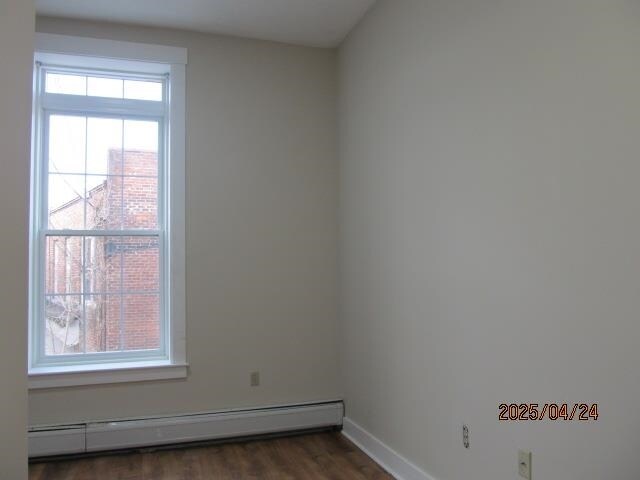 Building Photo - 2 Pleasant St