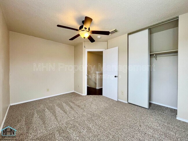 Building Photo - 6106 Secret Shores