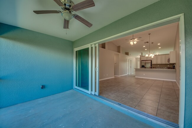 Building Photo - 3018-3020 SW 15th Pl