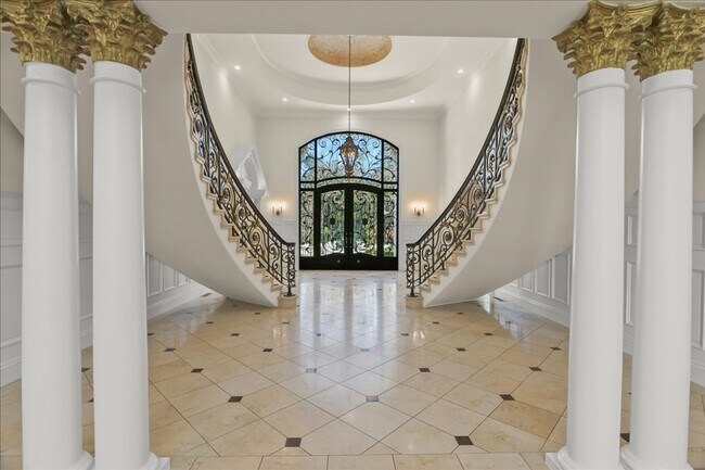 Building Photo - Luxury 10 Bedrooms, 9 Bathroom Estate for Lease in Los Gatos