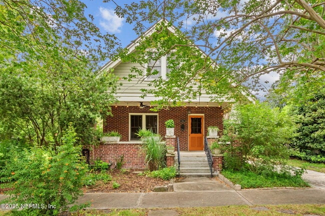 Primary Photo - 3655 Walsh St