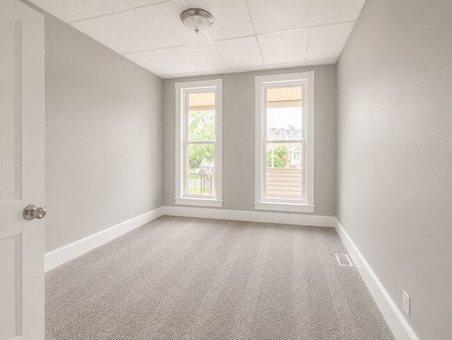 Building Photo - 3012 White Ave