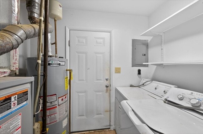 Building Photo - 7350 Austin Dr