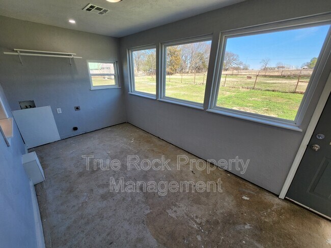 Building Photo - 22290 County Rd 3499