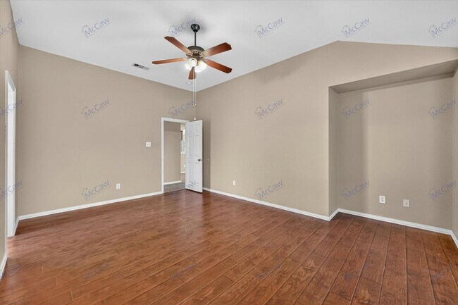 Building Photo - 9068 Weller Ln