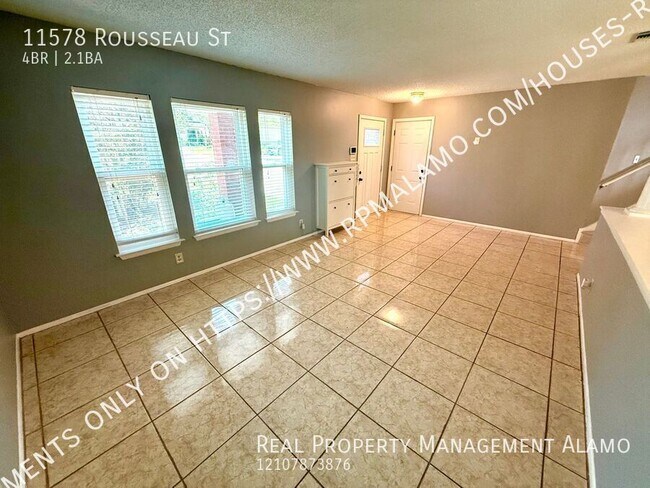 Building Photo - 11578 Rousseau St