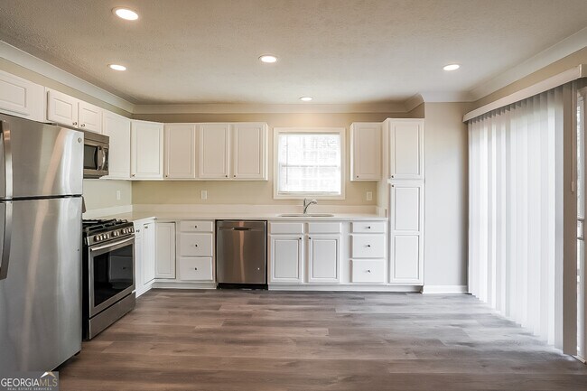 Building Photo - 2675 Frank Ln