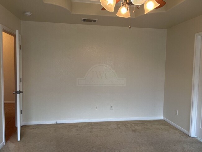 Building Photo - 6109 Lolly Loop