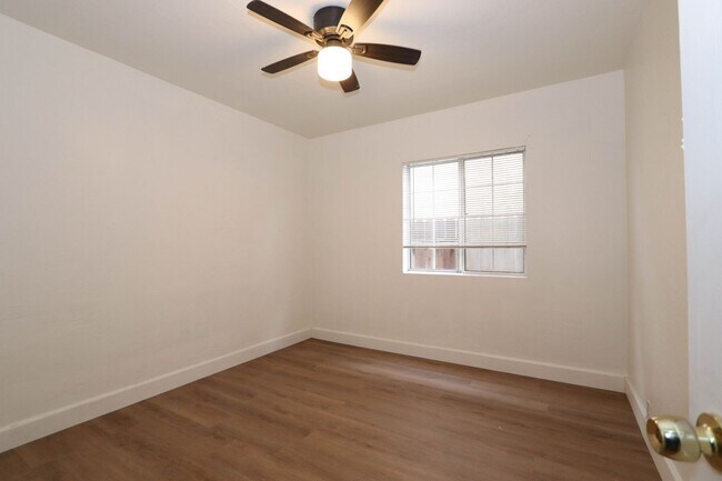 Building Photo - JV3701 RUBS