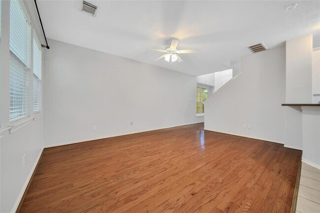 Building Photo - 230 W Stedhill Loop