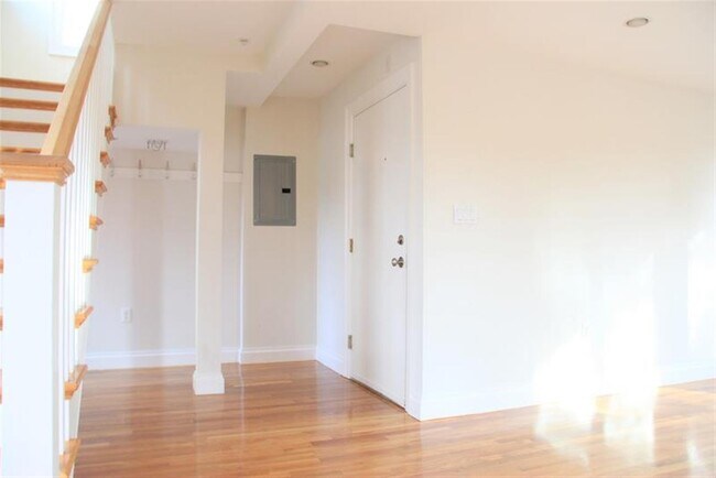Building Photo - 1110 Massachusetts Ave