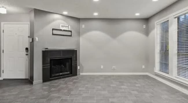 Building Photo - 4067 Beltway-23905