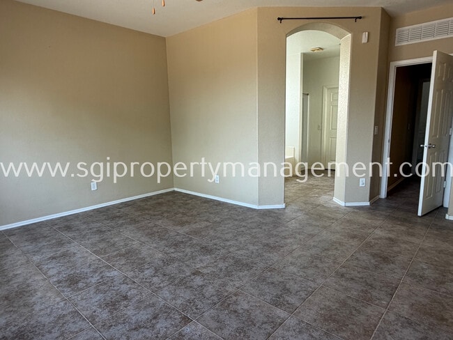 Building Photo - 1541 W St Kateri Dr