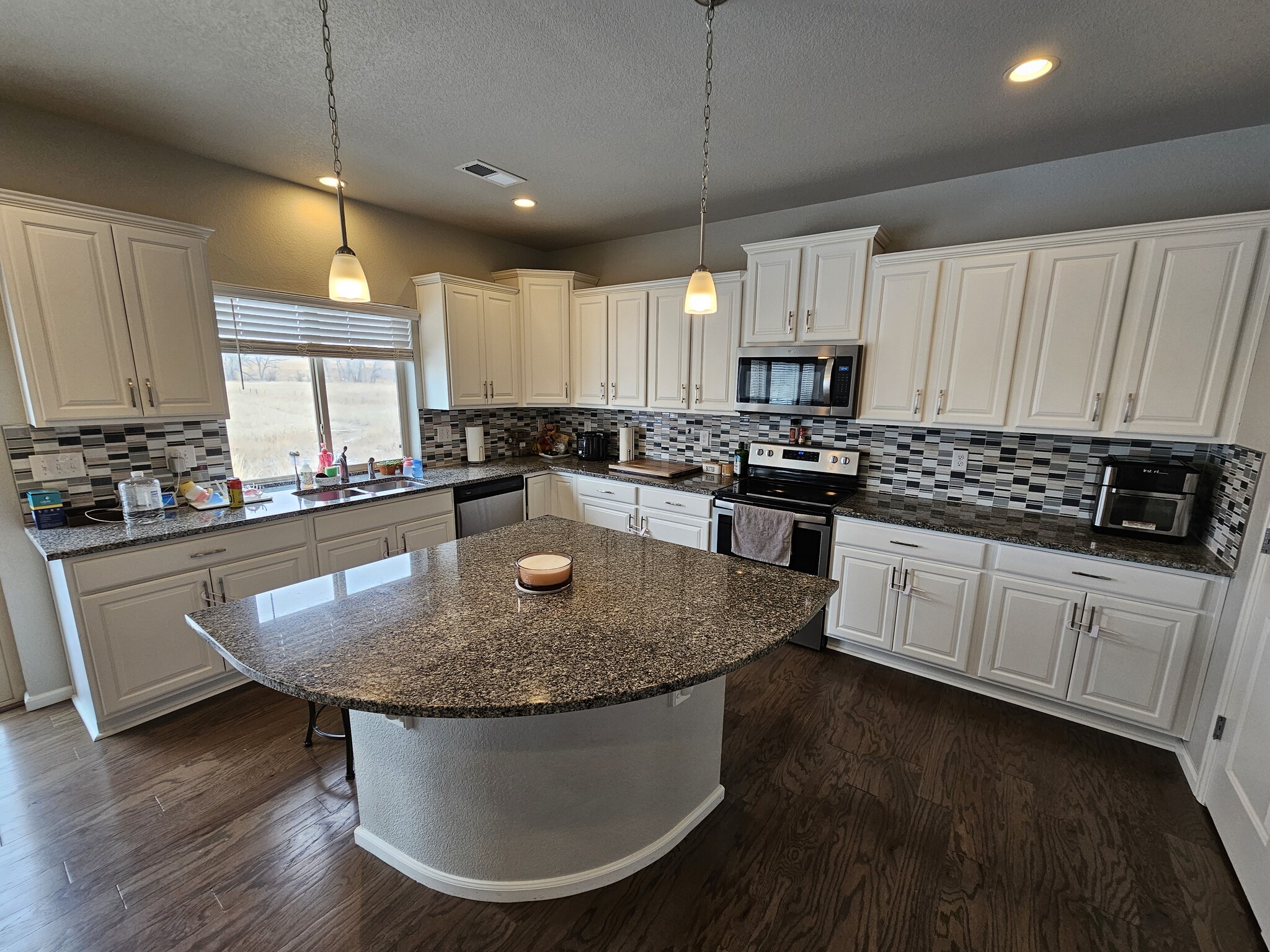 Building Photo - 7960 Luminary Ln