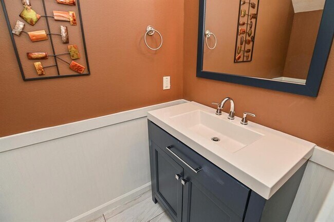 Building Photo - 5203 Brinkman Ct
