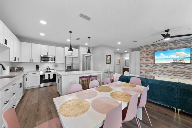 Building Photo - 11830 Buckfield Cir