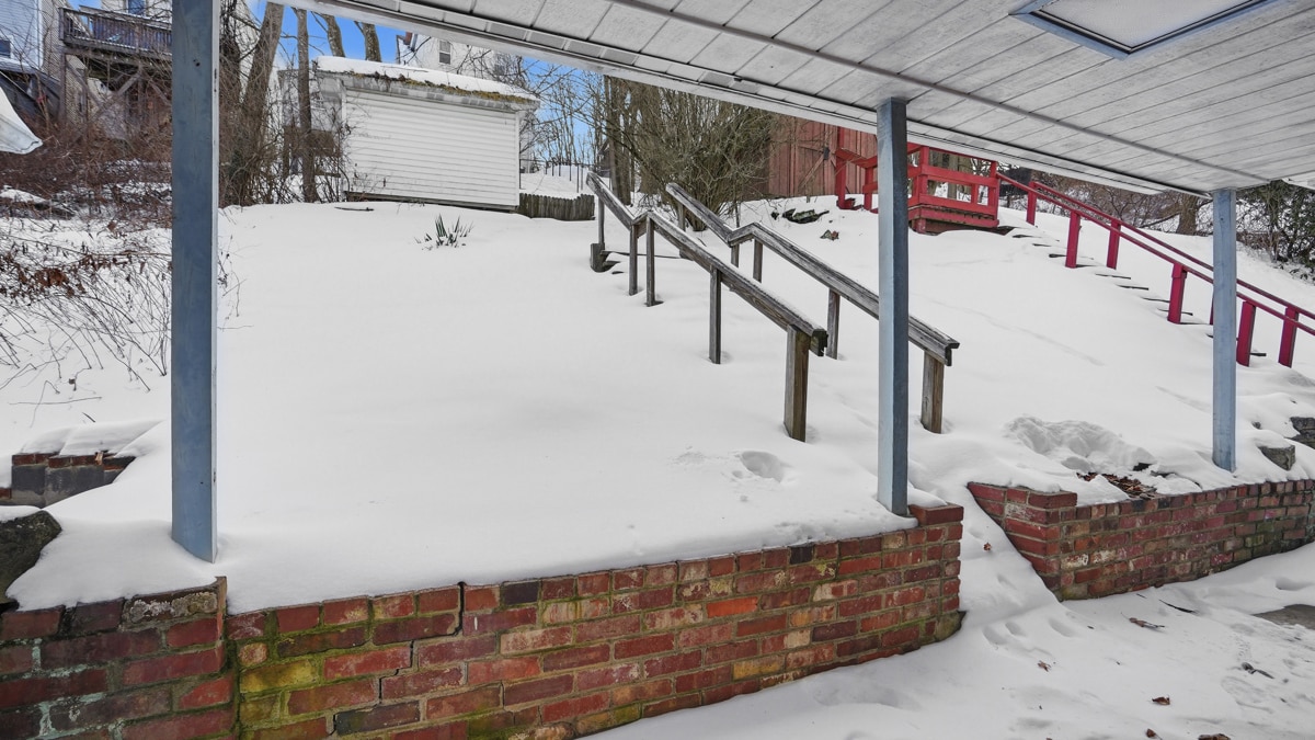 Building Photo - 19 Arnold St