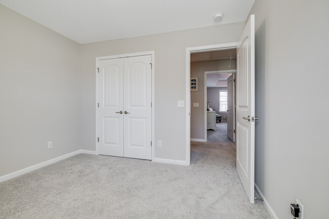 Building Photo - 106 Reese Way