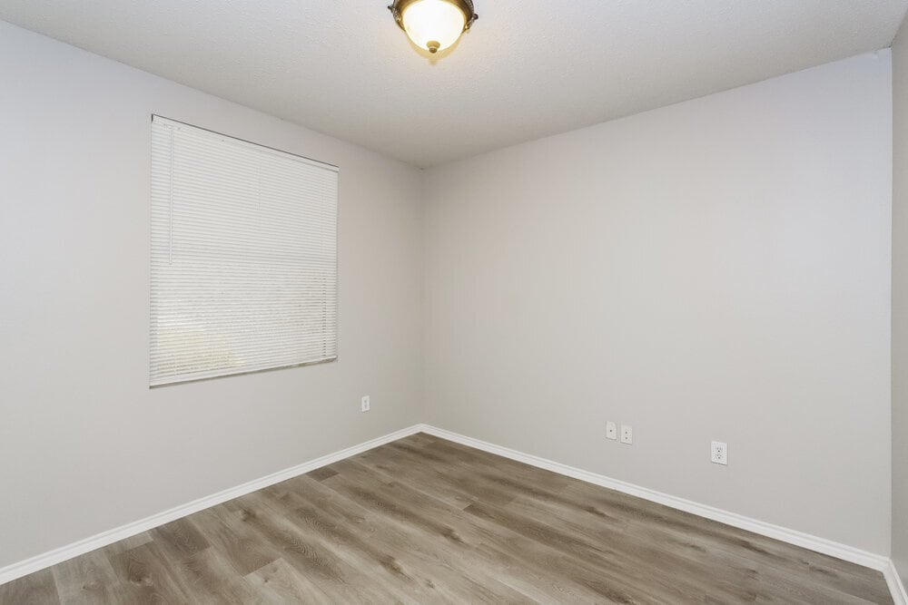 Building Photo - 816 Bessemer Dr