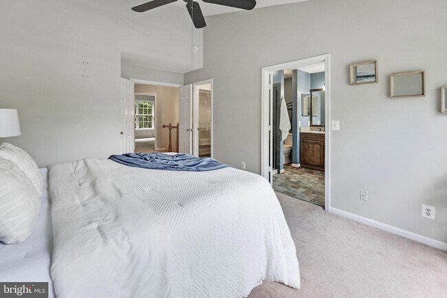 Building Photo - 4888 Ebb Tide Ct