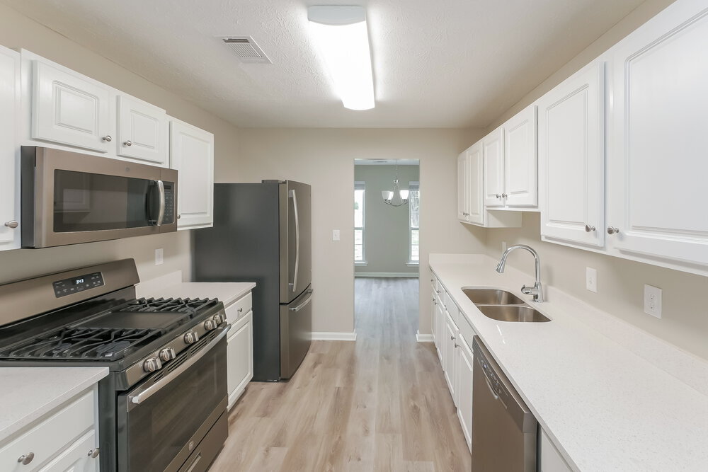 Building Photo - 1423 Buckingham Ct