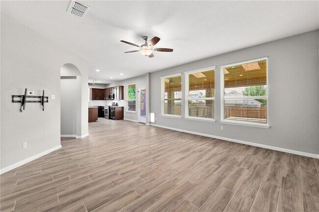 Building Photo - 1521 Coldwater Hollow