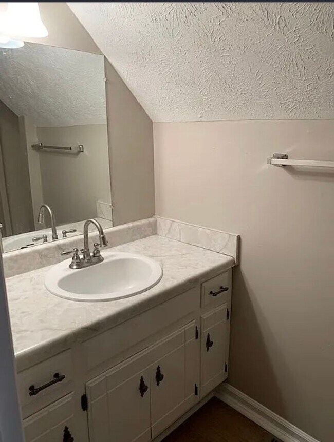 Building Photo - 3118 Windemere Cir