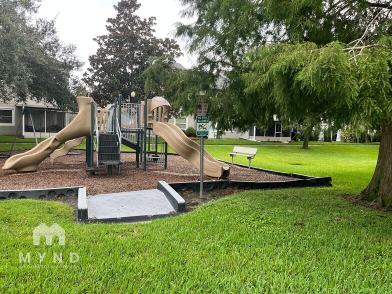 Building Photo - 303 Freedom's Ring Dr