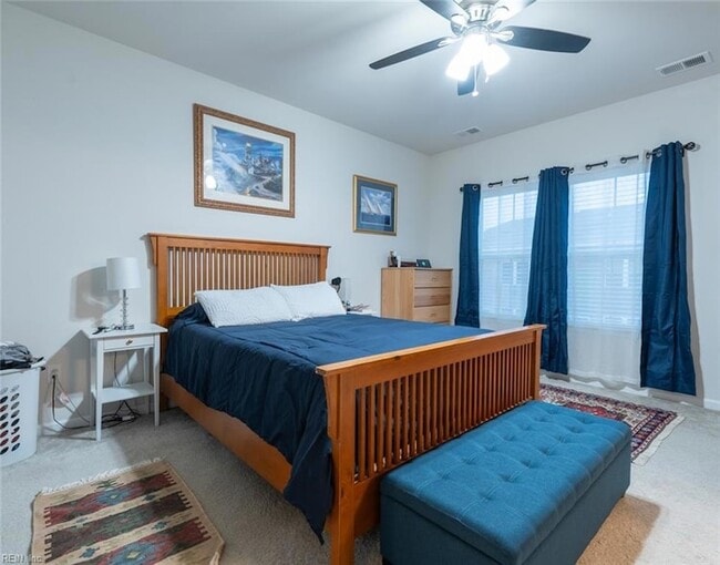 Building Photo - 605 Brickell Chase