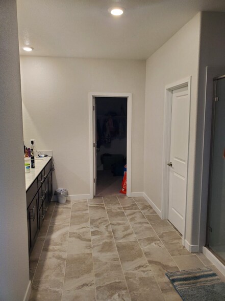 Building Photo - 862 Shearwater Rd