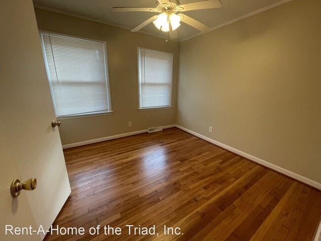 Building Photo - 3 br, 1.5 bath House - 1609 Twain Road