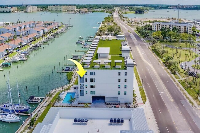 Building Photo - 400 150th Ave