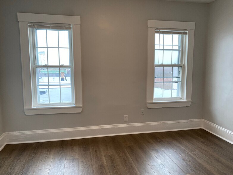 Building Photo - 200 Congress Ave