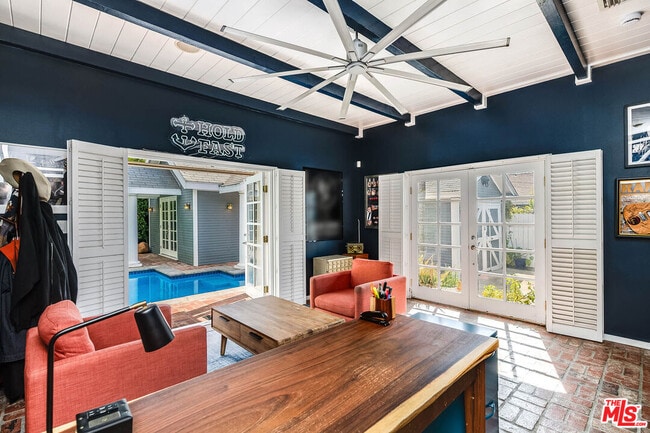 Building Photo - 1308 N Ogden Dr