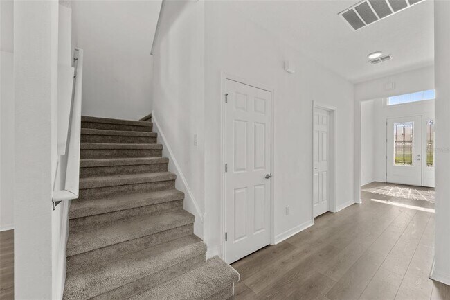 Building Photo - 33251 Sycamore Leaf Dr