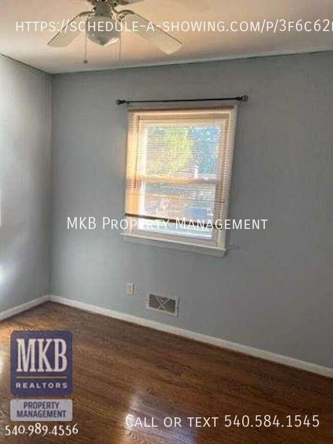 Building Photo - 3158 Galloway Dr