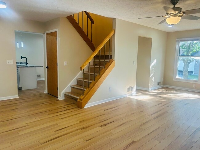 Building Photo - 6 Talbot Dr