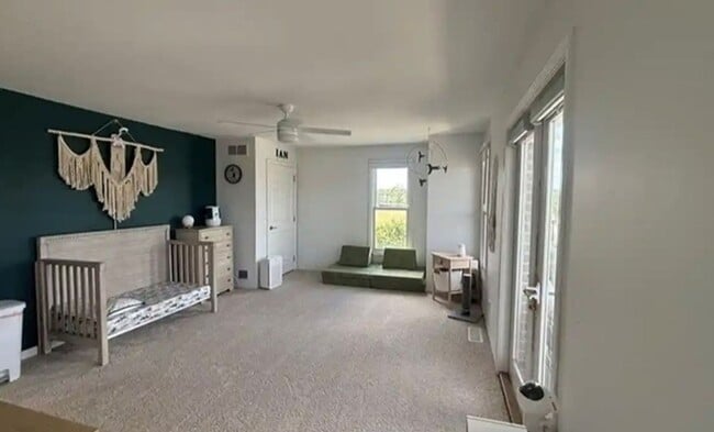 Building Photo - Beautiful 3 bedroom townhome in Harbor Park!