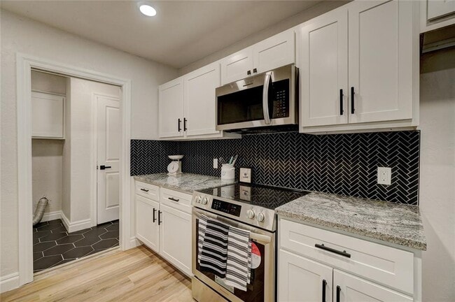 Building Photo - 6500 N Luther Rd