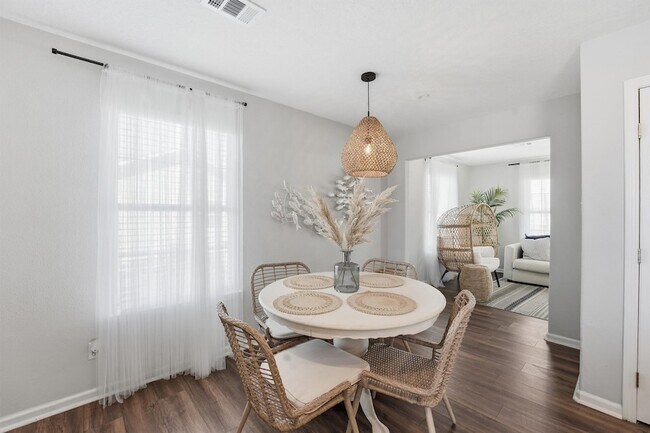 Building Photo - 2311 56th St