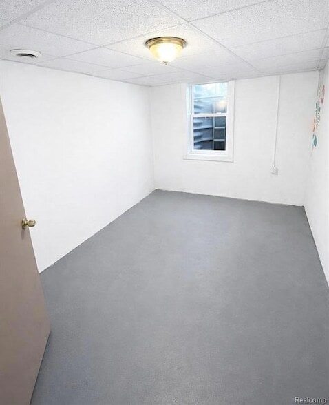 Building Photo - 21816 E 10 Mile Rd