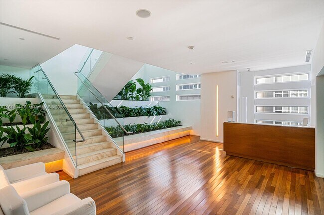 Building Photo - 1040 Biscayne Blvd