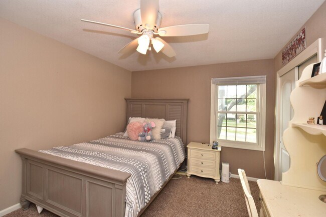 Building Photo - N63W29834 Woodfield Ct