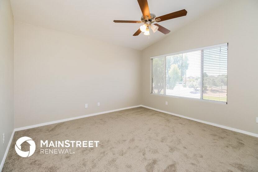 Building Photo - 2541 W Gary Dr